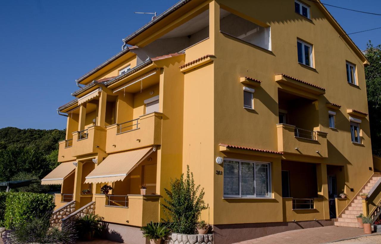 Apartments Silvana In Kampor Exterior foto